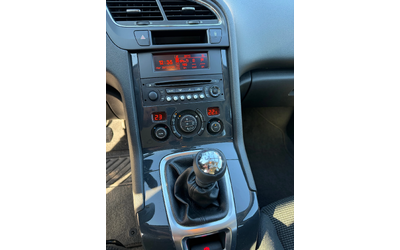 Peugeot 5008 1.6HDI 6 ck 7 Местен ITALIA - автомобили, коли, обяви за нови и употребявани 9