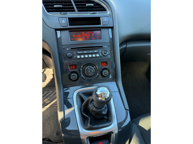 Peugeot 5008 1.6HDI 6 ck 7 Местен ITALIA - автомобили, коли, обяви за нови и употребявани 9