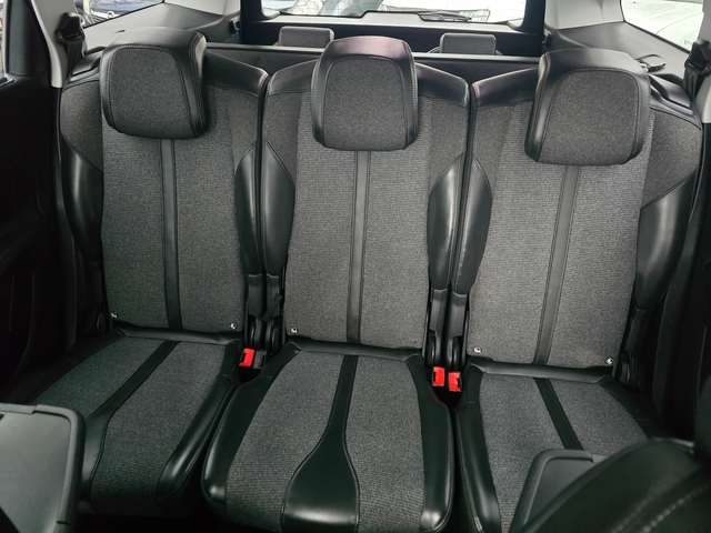 Peugeot 5008 1.5HDI-131K.C-ЕВРО 6В-7 МЕСТЕН-АВТОМАТИК - автомобили, коли, обяви за нови и употребявани 14