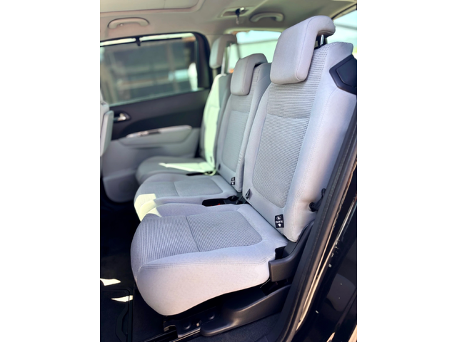 Peugeot 5008 - автомобили, коли, обяви за нови и употребявани 12