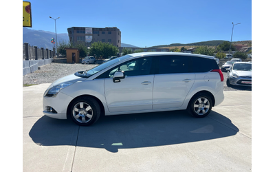 peugeot-5008 - 2