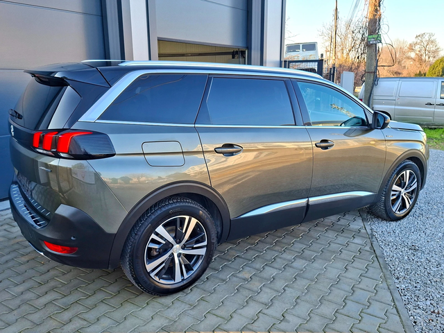 Peugeot 5008 2.0HDI GTline 7мес, НАВИ 360  ПОДГР. ОБДУХ. KEYLE - автомобили, коли, обяви за нови и употребявани 3