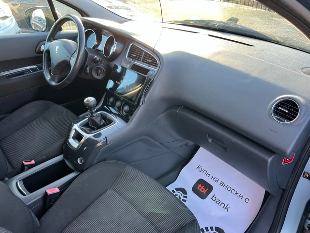 Peugeot 5008 - автомобили, коли, обяви за нови и употребявани 9