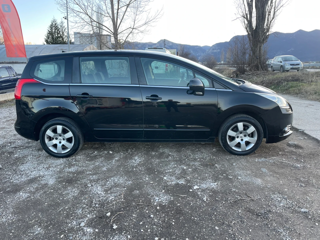 Peugeot 5008 1.6e-HDI-114-7m-ITALIA - автомобили, коли, обяви за нови и употребявани 2