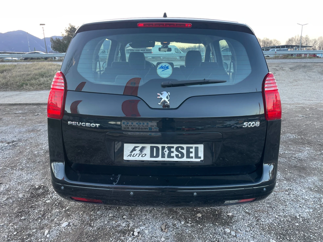 Peugeot 5008 1.6e-HDI-114-7m-ITALIA - автомобили, коли, обяви за нови и употребявани 8