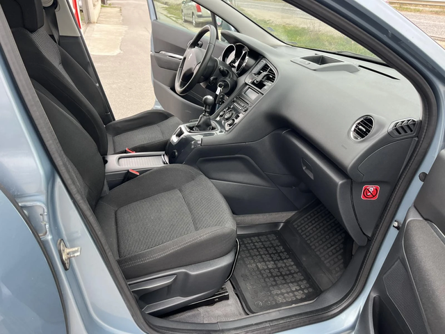 Peugeot 5008 1.6HDI 112кс EURO 5 ПЕРФЕКТНО ВНОС ИТАЛИЯ - автомобили, коли, обяви за нови и употребявани 10