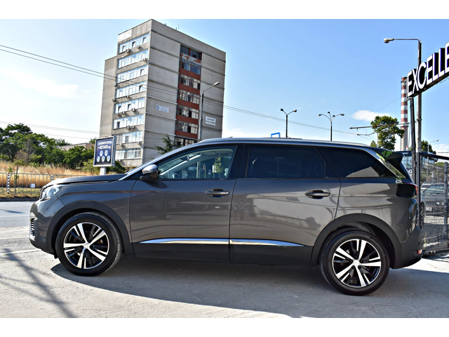 Peugeot 5008 1.6HDI* ALLURE* DIGITAL* 6+ 1* PANORAMA - автомобили, коли, обяви за нови и употребявани 2