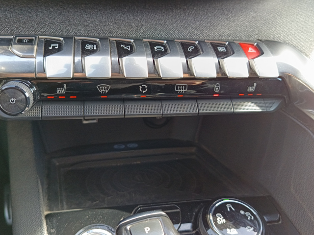 Peugeot 5008 - автомобили, коли, обяви за нови и употребявани 9