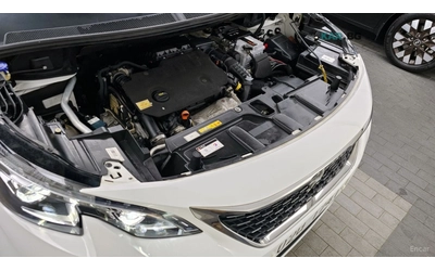Peugeot 5008 1.5* BlueHDi* Allure* ПОДГРЕВ* КАМЕРА* KEYLESS* - автомобили, коли, обяви за нови и употребявани 16