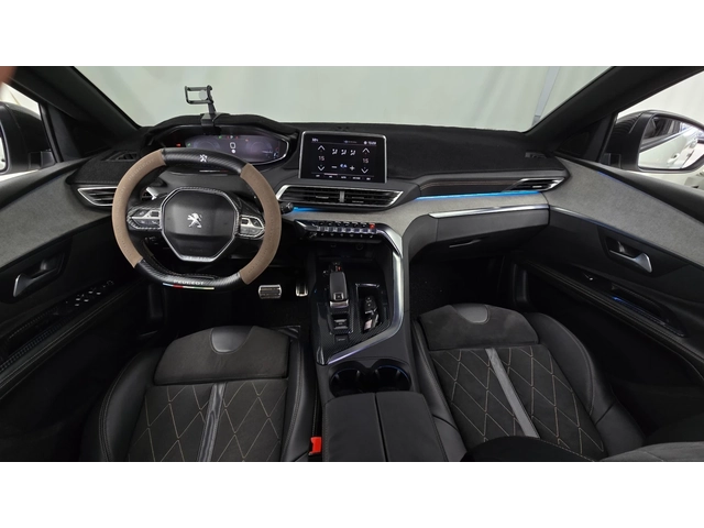 Peugeot 5008 2.0 BlueHDi GT | ACC | Memory | Panorama - автомобили, коли, обяви за нови и употребявани 5