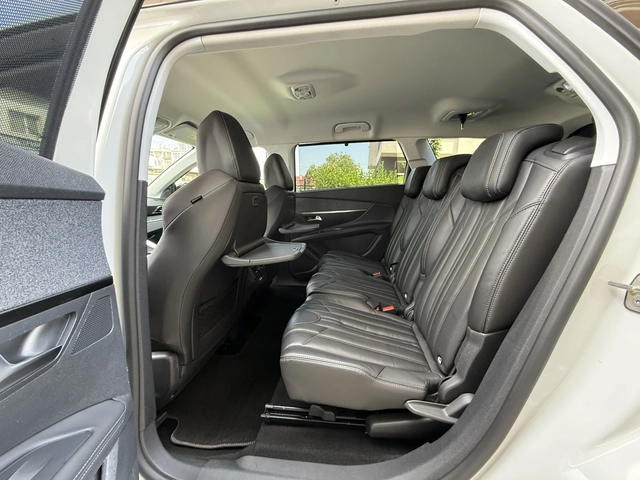 Peugeot 5008 GT-LINE-AVTOMAT-7м-DIGITAL-COCPIT-ШВЕЙЦАРИЯ - автомобили, коли, обяви за нови и употребявани 14