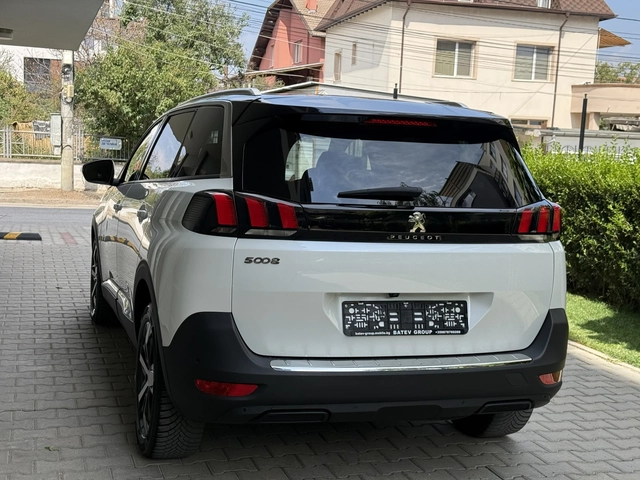 Peugeot 5008 GT-LINE-AVTOMAT-7м-DIGITAL-COCPIT-ШВЕЙЦАРИЯ - автомобили, коли, обяви за нови и употребявани 6