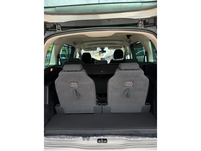 Peugeot 5008 1.6HDI НАВИ ЛЕД 7МЕСТА ЛИЗИНГ ВИДЕО - автомобили, коли, обяви за нови и употребявани 6