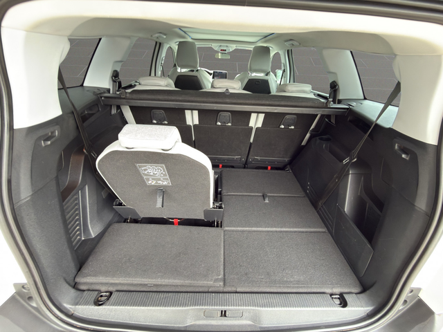 Peugeot 5008 ALLURE 1.5 BlueHDi 130 EAT8  E 6.2 - автомобили, коли, обяви за нови и употребявани 12