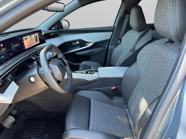Peugeot 5008  ALLURE  Electric Long Range 172 кВ 230 к.с. - автомобили, коли, обяви за нови и употребявани 9