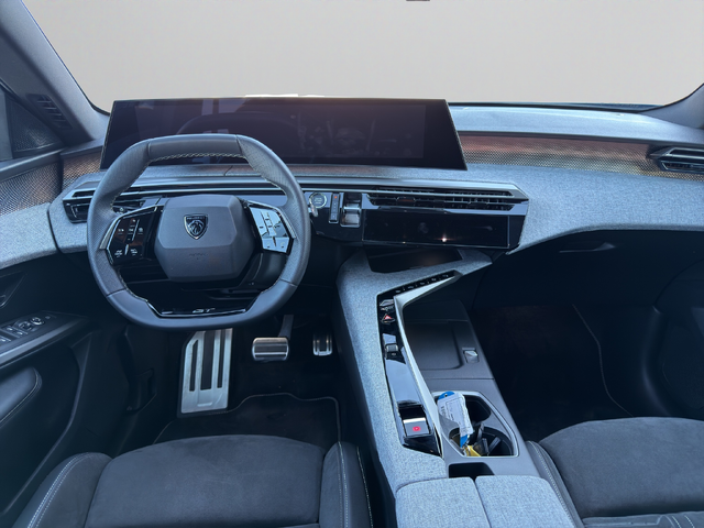 Peugeot 5008 GT 1.6 Plug-in HYBRID 2WD 195 e-DCS7 EURO 6.4 - автомобили, коли, обяви за нови и употребявани 8