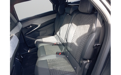 Peugeot 5008 GT EXCLUSIVE 1.2 PureTech 145 HYBRID 48V e-DCS6 EURO 6.4 - автомобили, коли, обяви за нови и употребявани 11