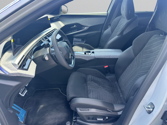 Peugeot 5008 GT EXCLUSIVE - автомобили, коли, обяви за нови и употребявани 8