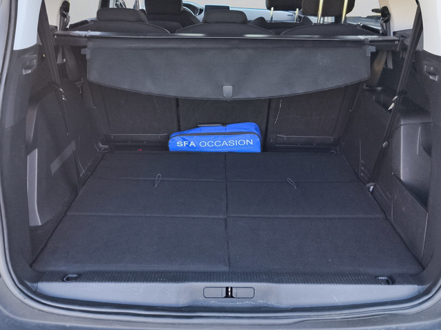 Peugeot 5008 NEW ACTIVE  1.5 BlueHDI 130 EAT8 Е 6.2 - автомобили, коли, обяви за нови и употребявани 1