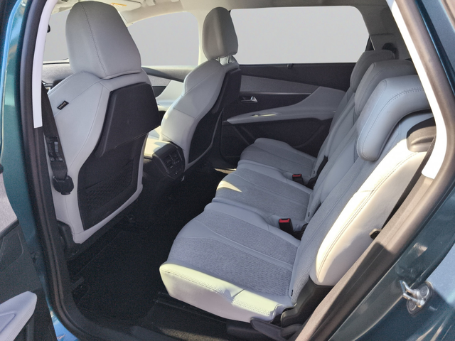 Peugeot 5008 NEW ALLURE 1.6THP 165 EAT6 STT E6.1 - автомобили, коли, обяви за нови и употребявани 10