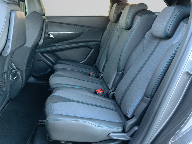 Peugeot 5008 New Line Up ALLURE PACK 1.5 BlueHDi 130 S&S EAT8 EURO 6.4 - автомобили, коли, обяви за нови и употребявани 10