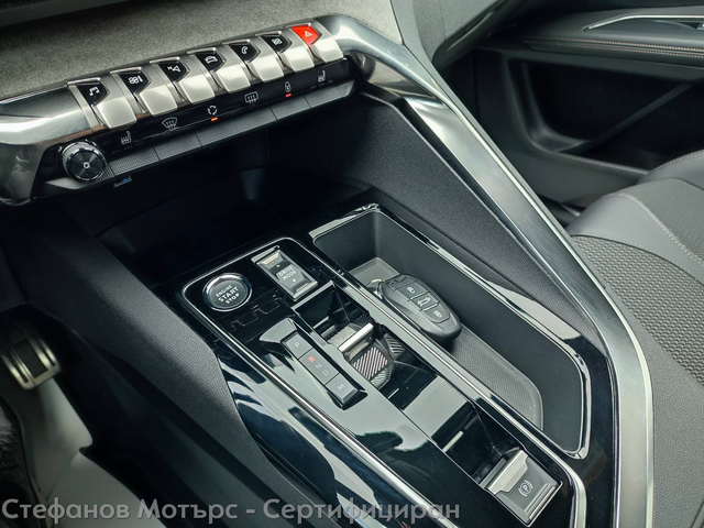Peugeot 5008 SUV 131к.с. Бензин - автомобили, коли, обяви за нови и употребявани 13