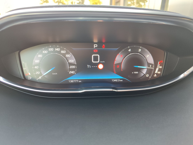 Peugeot 5008 SUV 131к.с. Дизел - автомобили, коли, обяви за нови и употребявани 14