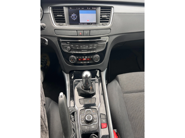 Peugeot 508 1.6HDI AVTOMAT/NAVI/PANORAMA EURO 5 - автомобили, коли, обяви за нови и употребявани 13