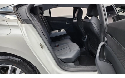 Peugeot 508 2.0 BlueHDi Allure | LED | Lane Assist | Keyless - автомобили, коли, обяви за нови и употребявани 12