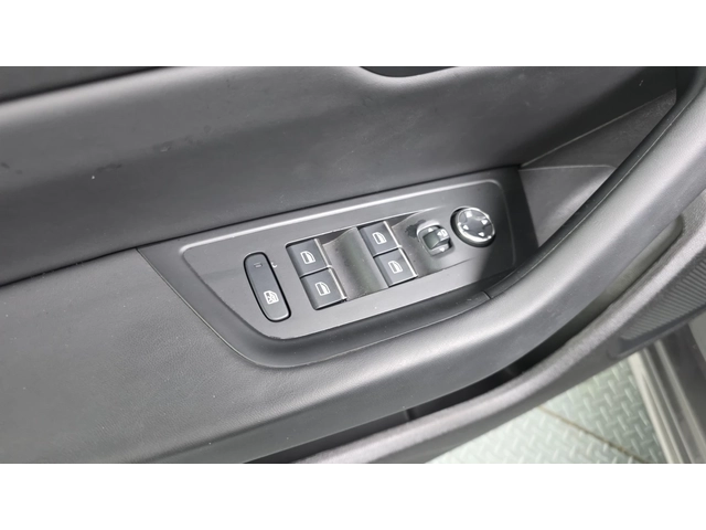 Peugeot 508 | Кожа | Подгрев | Камера - автомобили, коли, обяви за нови и употребявани 15