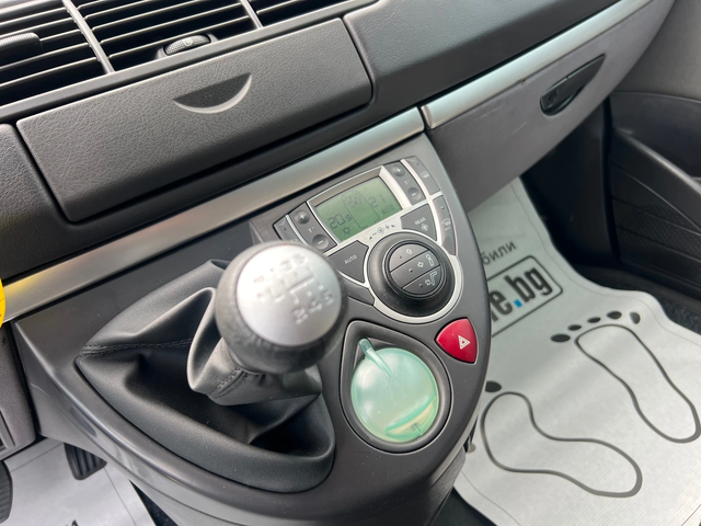 Peugeot 807 - автомобили, коли, обяви за нови и употребявани 12