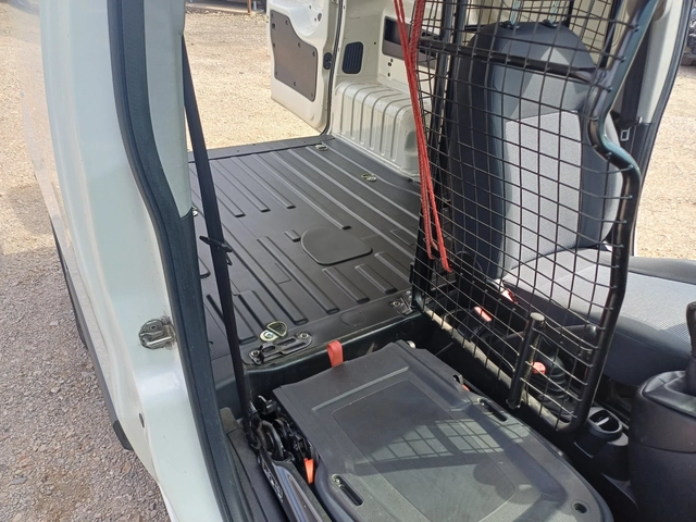 Peugeot Bipper 1.3 HDI - автомобили, коли, обяви за нови и употребявани 16