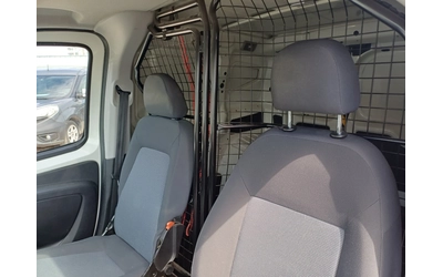 Peugeot Bipper 1.3 HDI - автомобили, коли, обяви за нови и употребявани 9