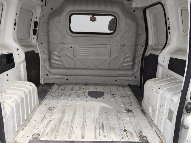 Peugeot Bipper товарен FOURGON COURT 1.3 BlueHDI 80 - автомобили, коли, обяви за нови и употребявани 11