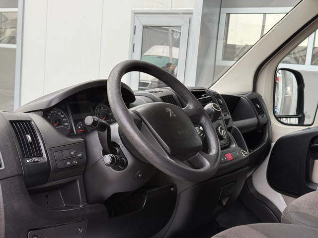 Peugeot Boxer 2.0 - автомобили, коли, обяви за нови и употребявани 8