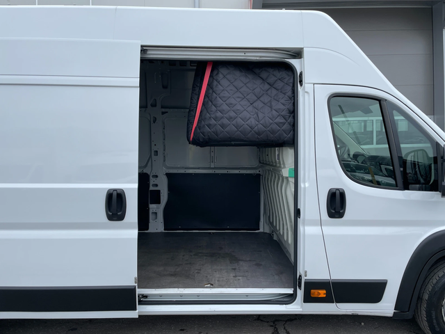 Peugeot Boxer 2.2 HDI върнат от оперативен лизинг - автомобили, коли, обяви за нови и употребявани 9