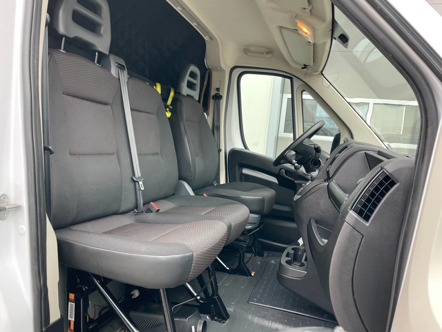 Peugeot Boxer Върнат от  лизинг - автомобили, коли, обяви за нови и употребявани 14