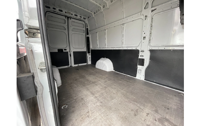 Peugeot Boxer Върнат от  лизинг - автомобили, коли, обяви за нови и употребявани 16