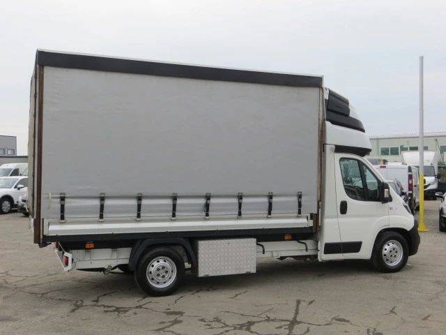 Peugeot Boxer 2,2 HDI EURO 6D - автомобили, коли, обяви за нови и употребявани 4