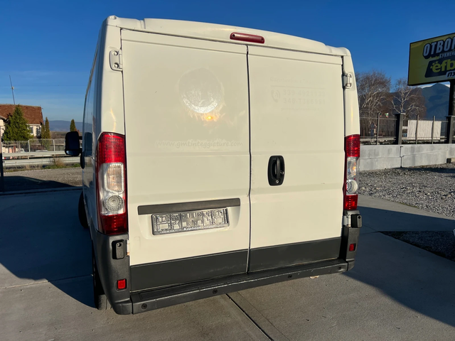 Peugeot Boxer 3.0HDI - автомобили, коли, обяви за нови и употребявани 4
