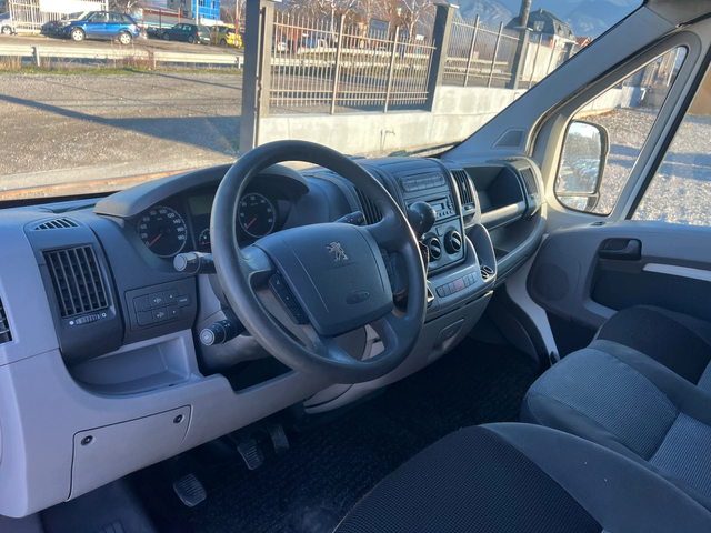 Peugeot Boxer 3.0HDI - автомобили, коли, обяви за нови и употребявани 9