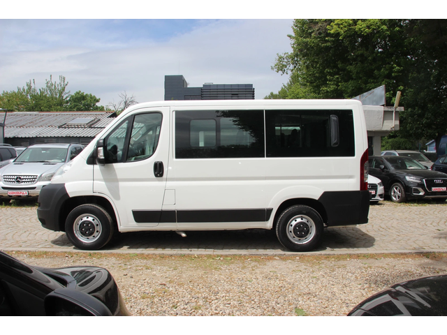 Peugeot Boxer 2.2 HDI 8+ 1 МЕСТА   НОВ ВНОС - автомобили, коли, обяви за нови и употребявани 8