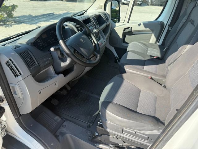 Peugeot Boxer L3H2 Климатик Товаропътнически 7-местен - автомобили, коли, обяви за нови и употребявани 11