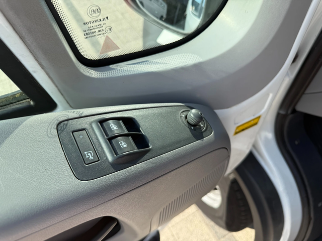 Peugeot Boxer L3H2 Климатик Товаропътнически 7-местен - автомобили, коли, обяви за нови и употребявани 12