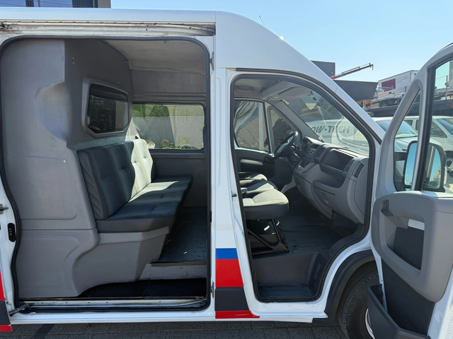 Peugeot Boxer L3H2 Климатик Товаропътнически 7-местен - автомобили, коли, обяви за нови и употребявани 7