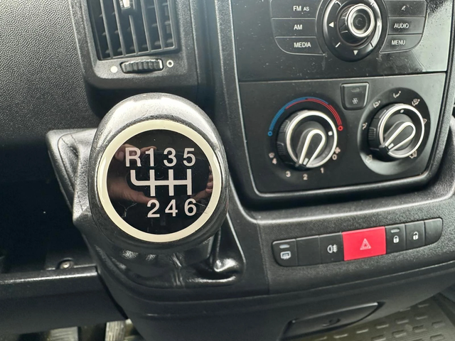 Peugeot Boxer - автомобили, коли, обяви за нови и употребявани 8