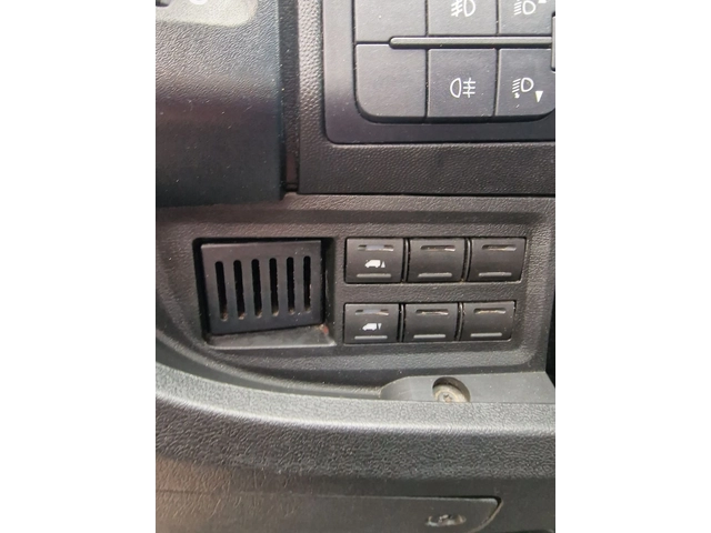 Peugeot Boxer 2.0HDi - автомобили, коли, обяви за нови и употребявани 6