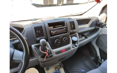 Peugeot Boxer 2.2HDI - автомобили, коли, обяви за нови и употребявани 13