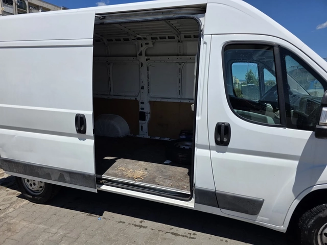 Peugeot Boxer 2.2hdi Метан - автомобили, коли, обяви за нови и употребявани 3