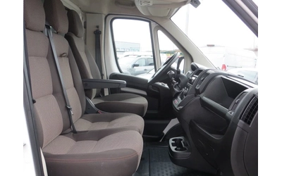 Peugeot Boxer 2,2 HDI EURO 6D - автомобили, коли, обяви за нови и употребявани 10